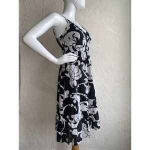 Old Navy Size Medium M Dress Black White Sundress